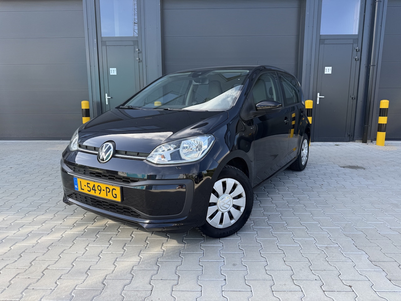 Volkswagen Up! - 1.0 BTW verrekenbaar / Lane Assist / NAP - AutoWereld.nl