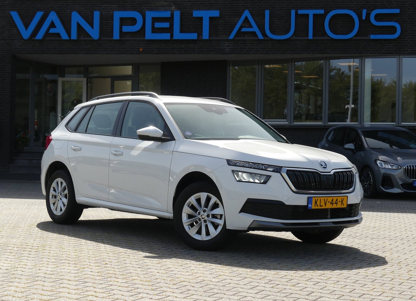 Skoda Kamiq - 1.0 TSI Ambition | Climate Control | Navigatie + CarPlay | PDC | Virtual Dashboard | - AutoWereld.nl