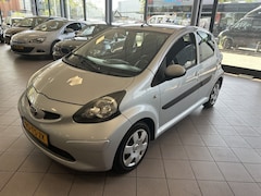 Toyota Aygo - 1.0-12V + 110 DKM NW APK BJ 2007