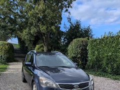 Kia Cee'd Sporty Wagon - 1.4 CVVT Seven