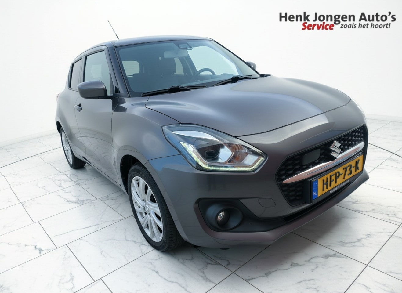Suzuki Swift - 1.2 Select Smart Hybrid uit 2021 Rijklaar + 12 maanden Bovag-garantie Henk Jongen Auto's i - AutoWereld.nl