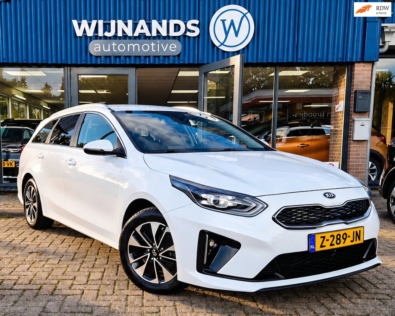 Kia Cee'd Sportswagon - Ceed 1.6 GDI PHEV DynamicLine Trekhaak Stuurvw - AutoWereld.nl