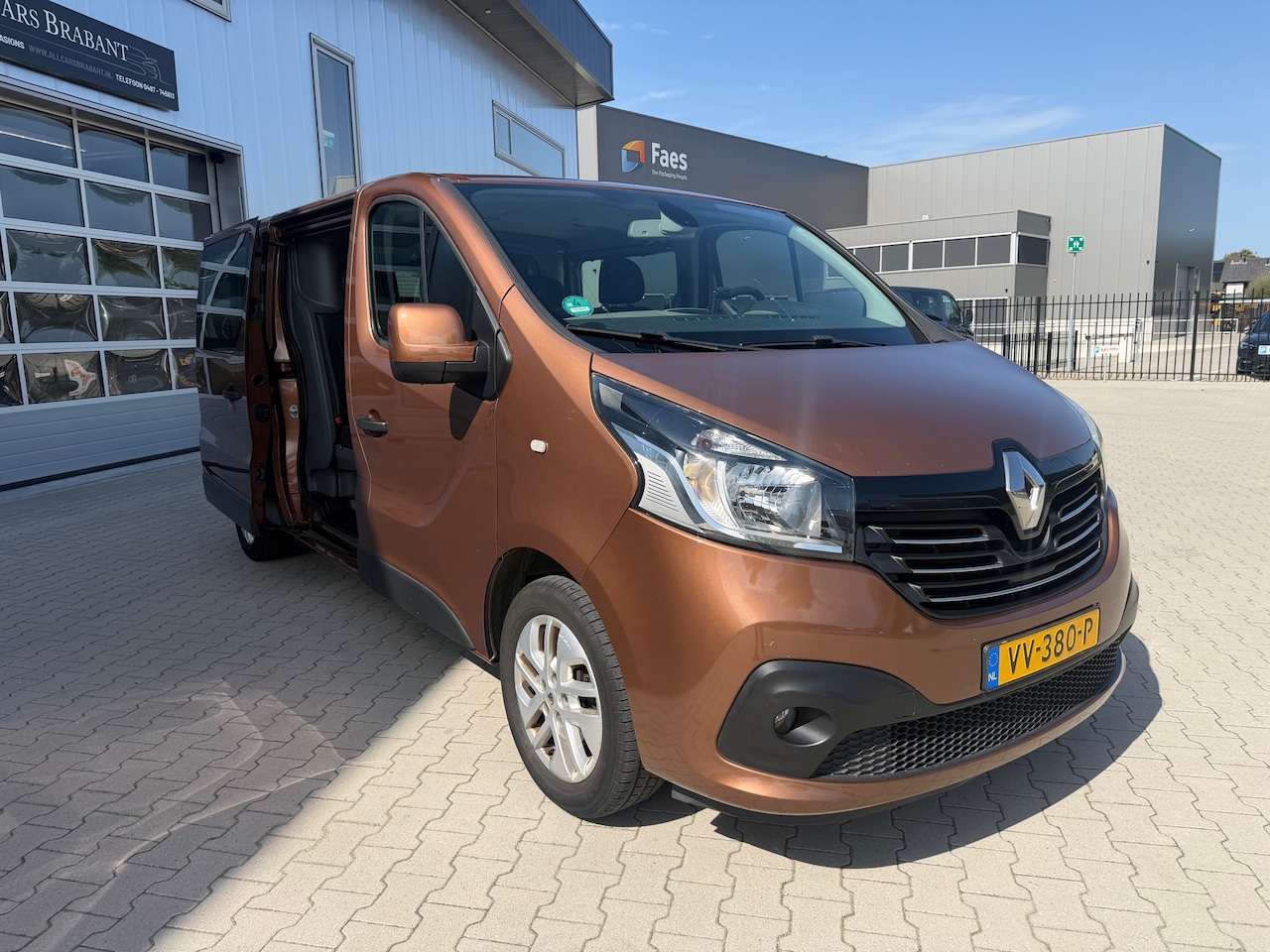 Renault Trafic - 1.6 dCi T29 L2H1 DC Turbo2/ Dubbel cabine/ MARGE - AutoWereld.nl