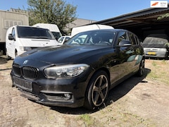 BMW 1-serie - 116i Sport - airco - stoelverwarming