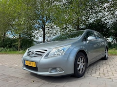 Toyota Avensis Wagon - 1.8 VVTi Dynamic