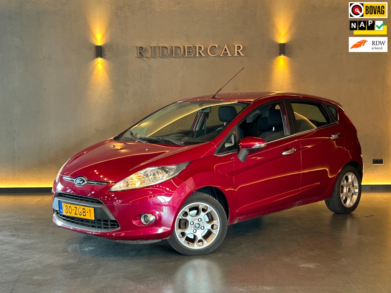 Ford Fiesta - 1.25 Titanium|2E EIG|NAP|TREKHAAK|AIRCO|VELGEN|APK03-2027 - AutoWereld.nl
