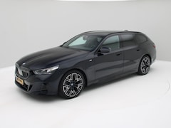 BMW 5-serie Touring - 530e M Sport Edition / Trekhaak / Luxe / Origineel NL
