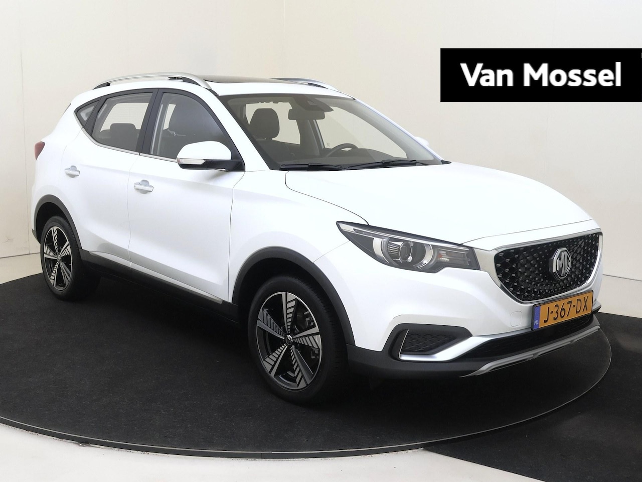 MG MG ZS EV - Luxury 45 kWh | Panoramadak | Stoelverwarming | Leder | Carplay | Camera | - AutoWereld.nl