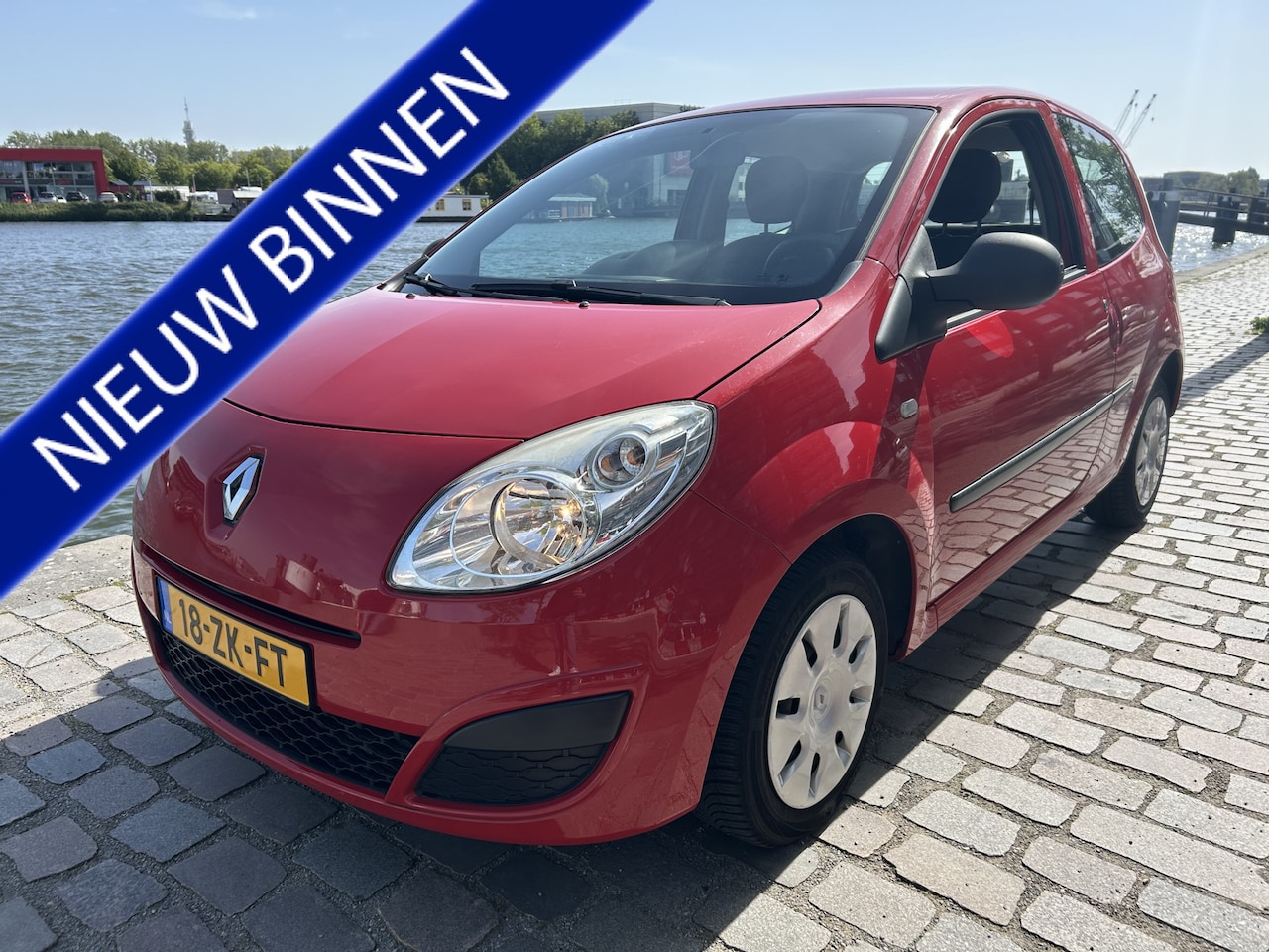 Renault Twingo - 1.2 Authentique airco keurige auto 135xxx km - AutoWereld.nl