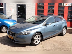 Volvo V40 - 1.6 T2 Summum - Navi - Stoelverwarming