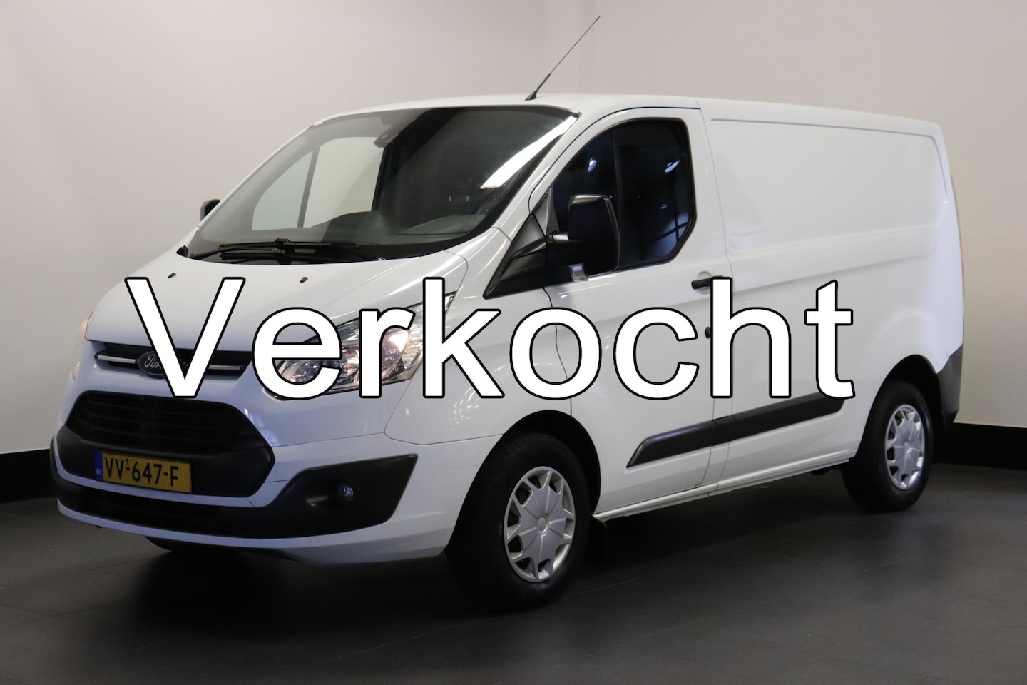 Ford Transit Custom - 2.2 TDCI - Airco - Camera - Cruise - €7.950,- MARGE - AutoWereld.nl