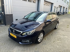 Peugeot 308 - 1.2 PureTech Blue Lease Executive