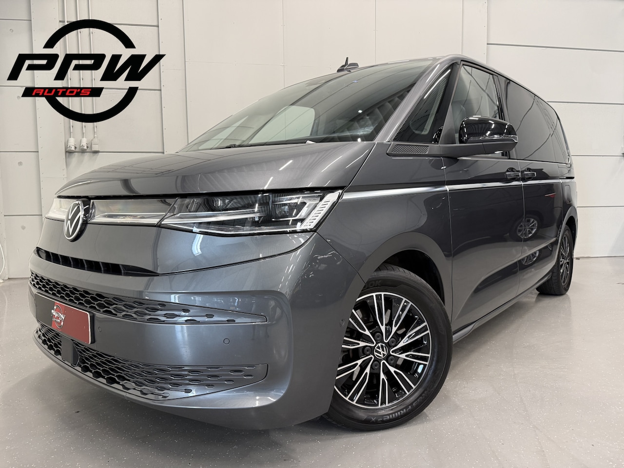 Volkswagen Multivan - 1.4 eHybrid Energetic 7p. PANO/LEER+MASSAGE/ADAPTIVE-ONDERSTEL/H&K/HEAD-UP/KEYLESS/EL.SCHU - AutoWereld.nl