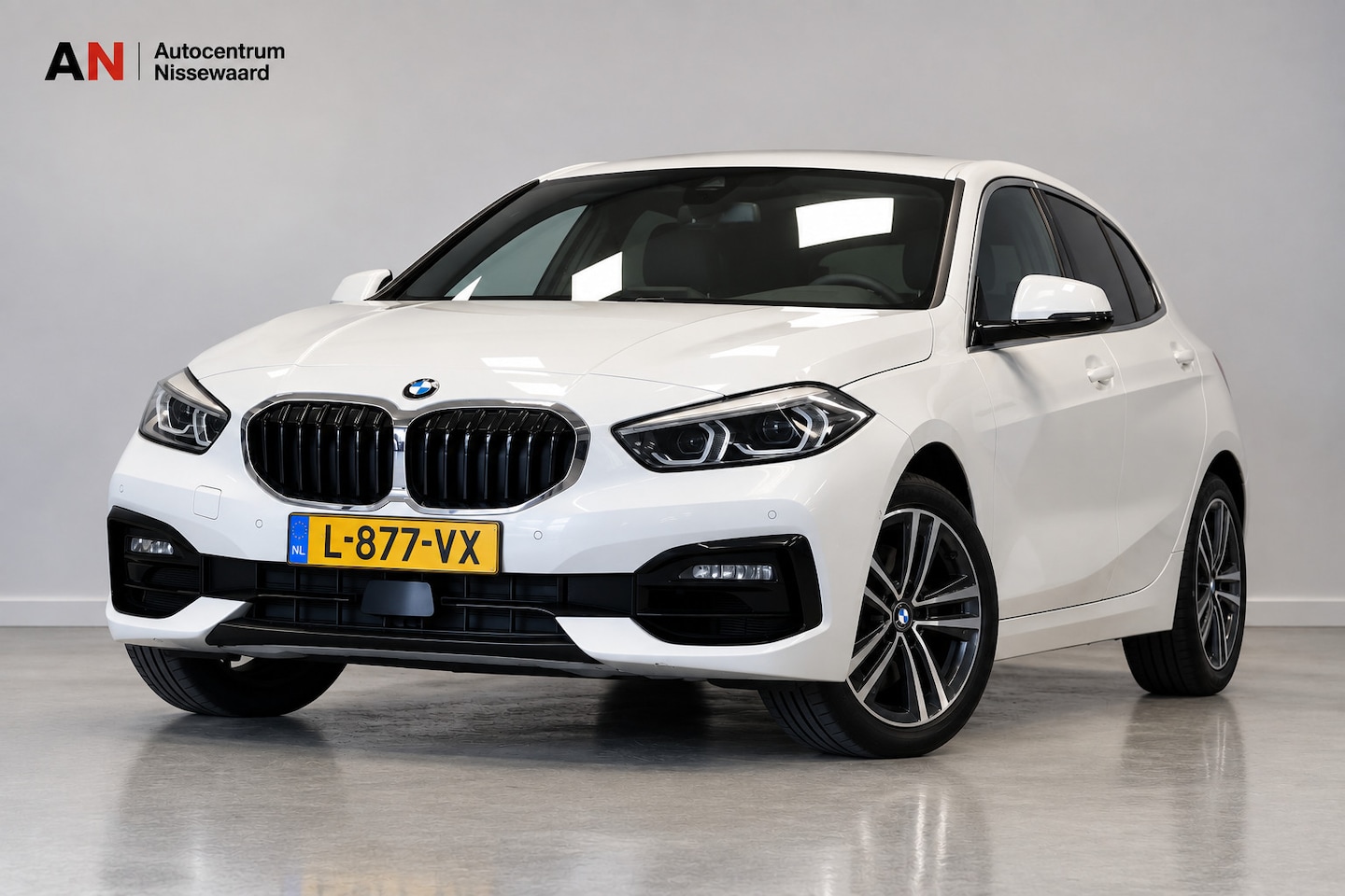 BMW 1-serie - 116i Sport Executive|Camera|Stoelverwamring| - AutoWereld.nl