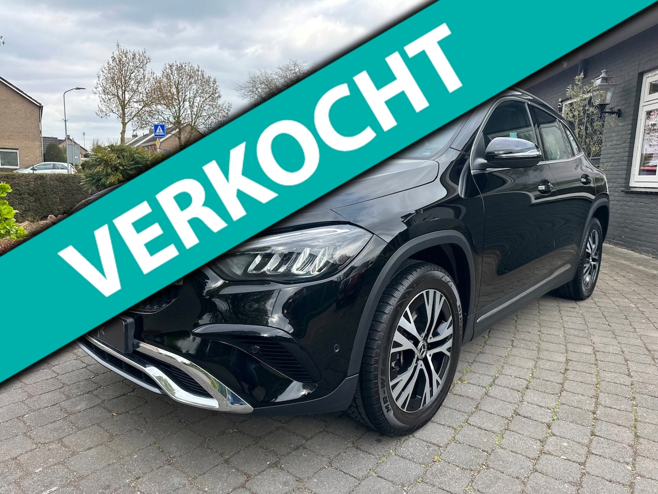 Mercedes-Benz GLA-Klasse - 250 e, Pano, Led, Camera - AutoWereld.nl