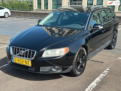 Volvo V70 - 2.0 Clima Cruise Trekhaak PDC LMV Nieuwe Apk