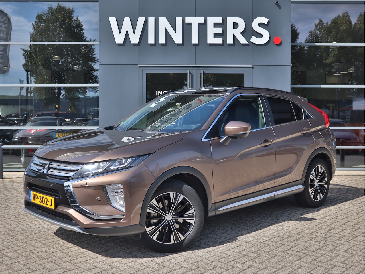 Mitsubishi Eclipse Cross - 1.5 DI-T Instyle | Head-up Display | Leder | Adaptieve cruise control | 360 Camera | Trekh - AutoWereld.nl