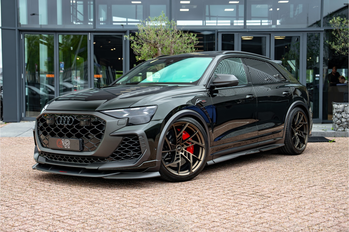 Audi RSQ8 - ABT Legacy Edition 1 of 125 760pk | Audi exclusive lak | Advanced onderstel | B&O Advanced - AutoWereld.nl