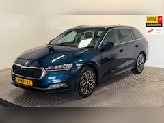Skoda Octavia Combi - 1.0 e-TSI Ambition benzine automaat panoramadak stoelverwarming stuurverwarming