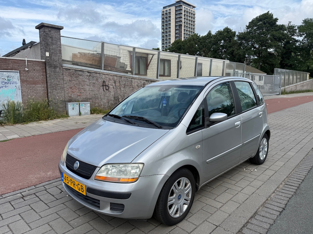 Fiat Idea - 1.4-16V Dynamic Plus Automaat|Cruise| Clima|PDC | N.A.P| Nette Staat! - AutoWereld.nl