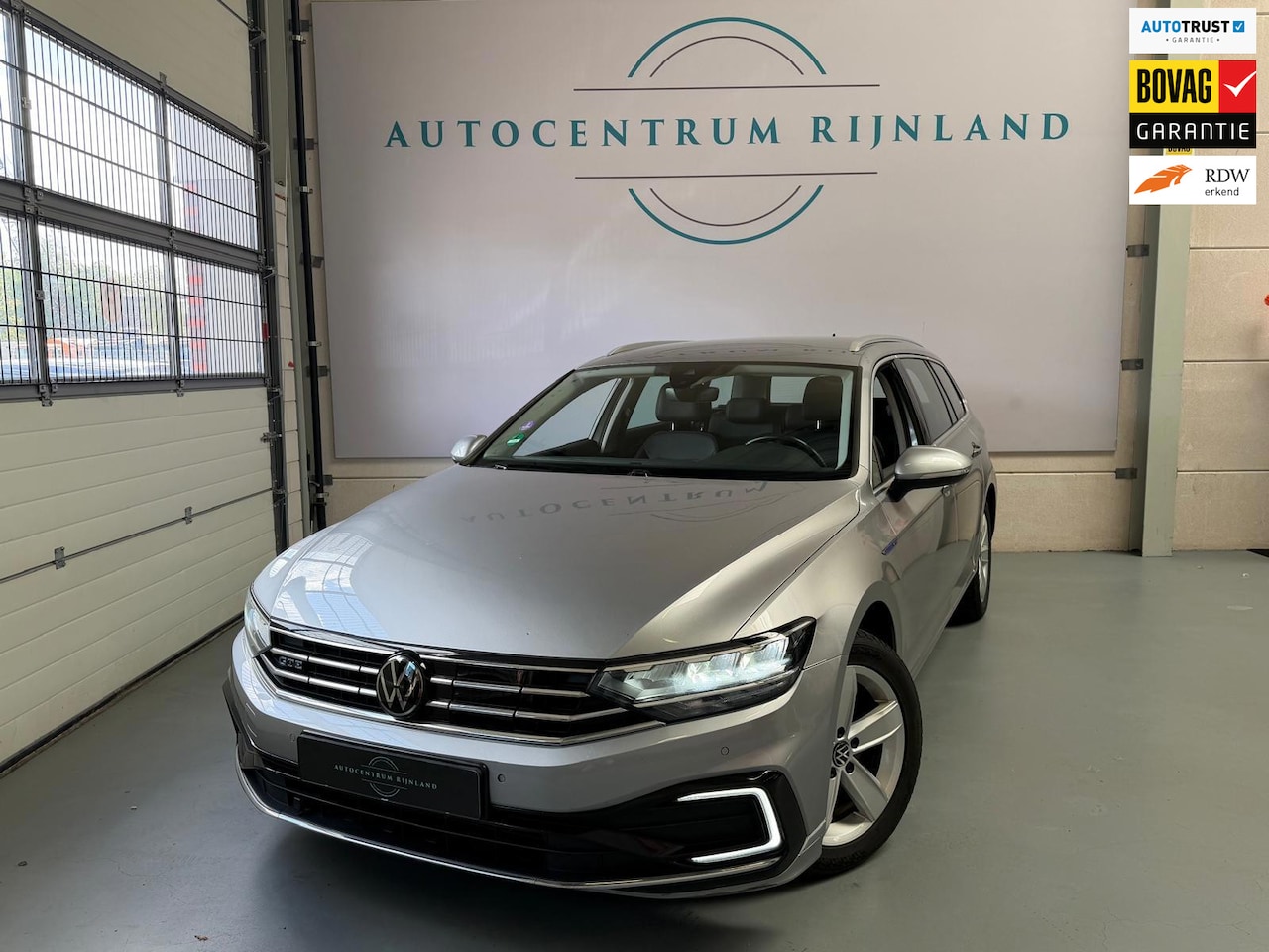 Volkswagen Passat Variant - GTE 1.4 TSI PHEV Business, Automaat, Navi, Stoelverwarming, Carplay - AutoWereld.nl