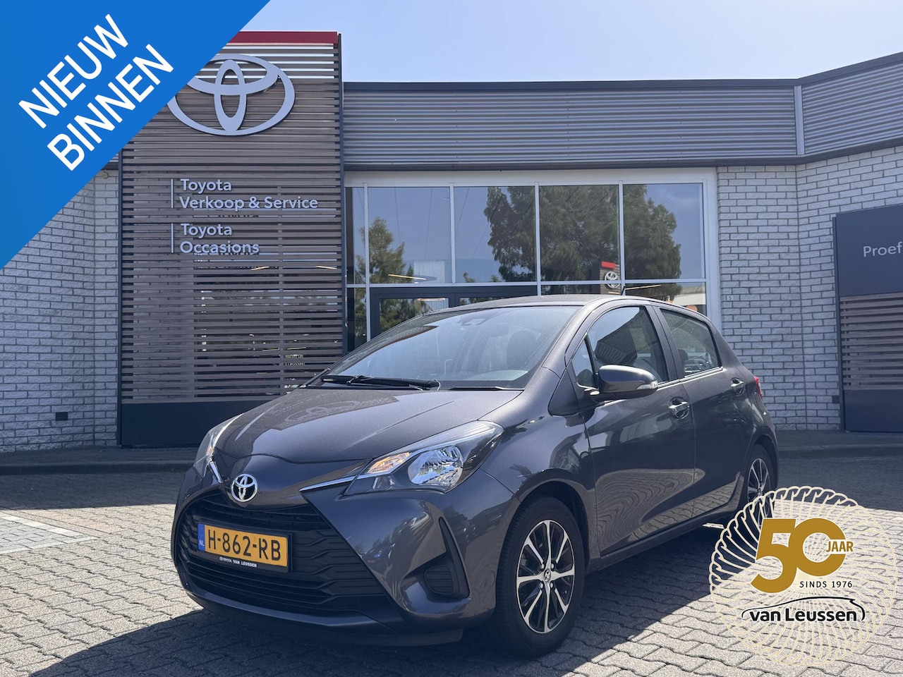 Toyota Yaris - 1.0 VVT-i Connect AIRCO BLUETOOTH CAMERA LM-VELGEN AFN. TREKHAAK LAGE KM-STAND NL-AUTO - AutoWereld.nl
