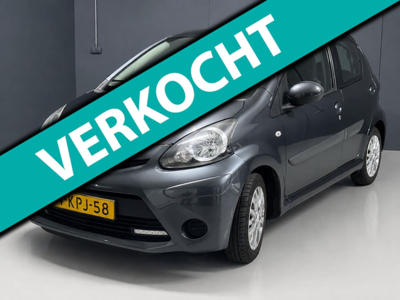 Toyota Aygo - 1.0 | 2013 | 5-deurs | Airco | Elektrische ramen | Centrale deurvergrendeling met afstands - AutoWereld.nl