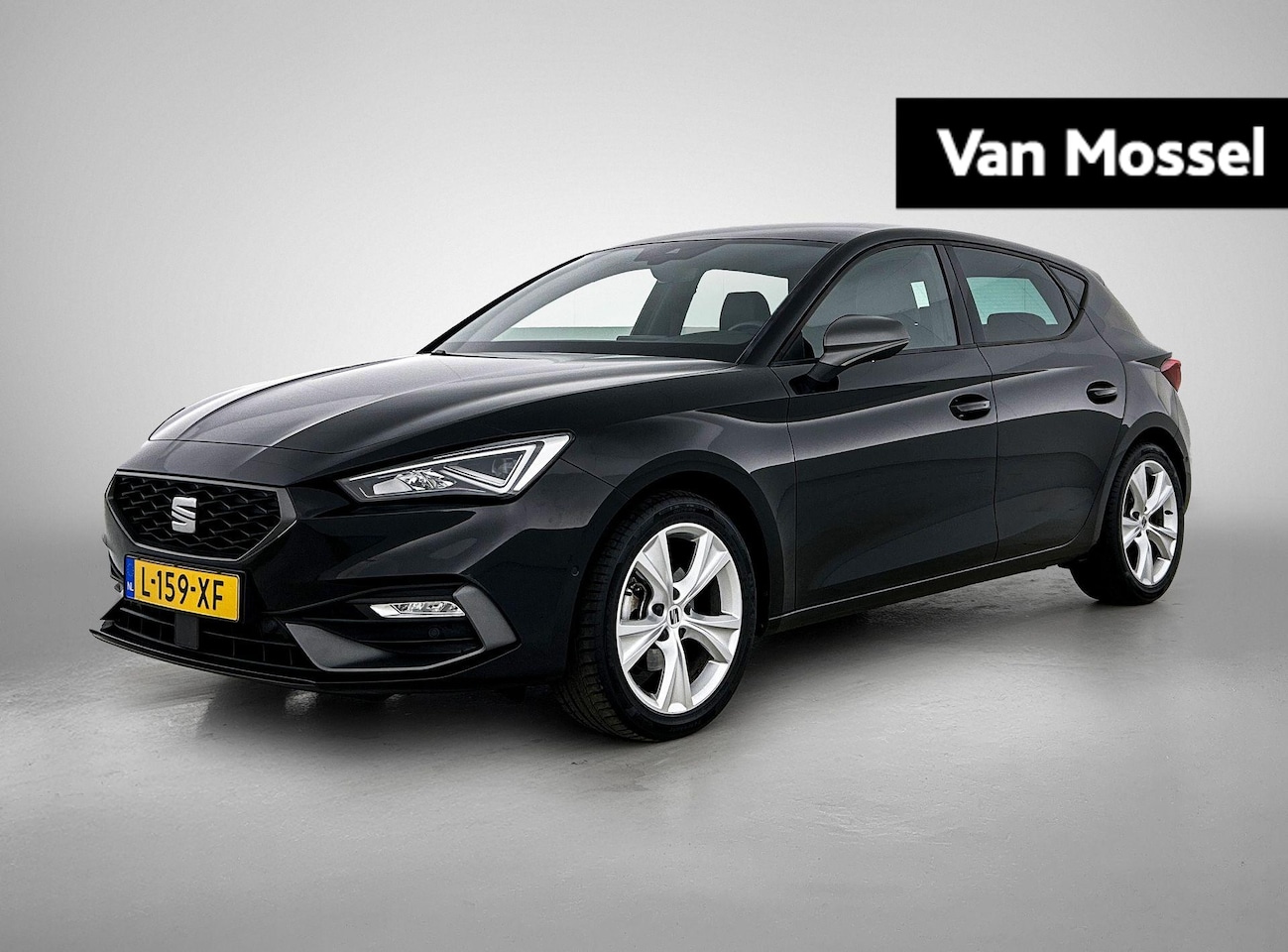 SEAT Leon - 1.5 eTSI FR Business Intense | NIEUW BINNEN | TREHAAK | STOELVERWARMING | ACHTERUITRIJCAME - AutoWereld.nl