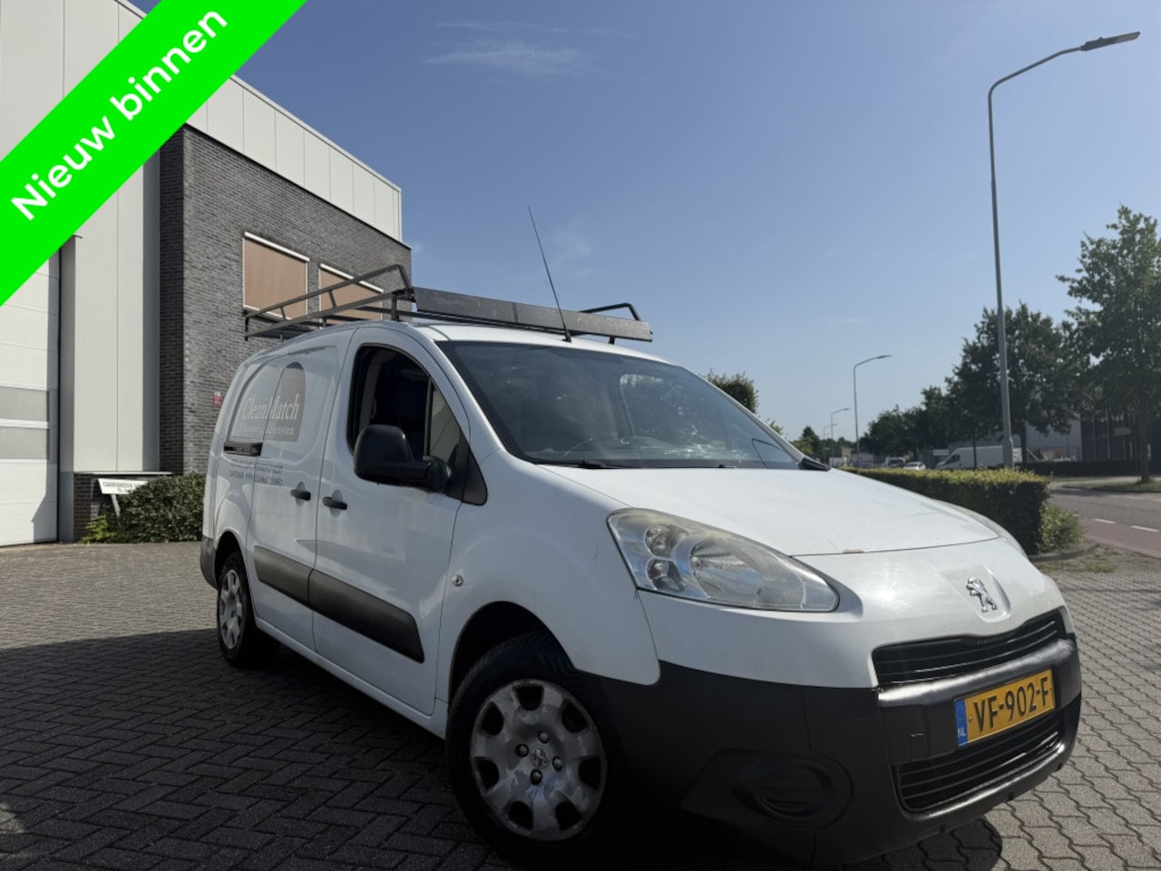 Peugeot Partner - 122 1.6 e-HDI L2 XR 122 1.6 e-HDI L2 XR - AutoWereld.nl