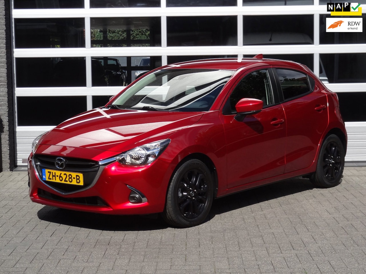 Mazda 2 - 1.5 Skyactiv-G Sport Selected 1.5 Skyactiv-G Sport Selected, 1e eigenaar - AutoWereld.nl