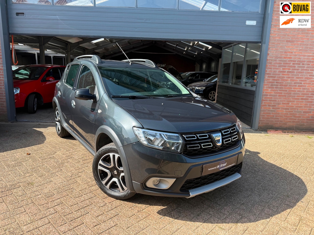 Dacia Sandero Stepway - 0.9 TCe SL Stepway|CRUISE/NAVI/BLUETOOTH| - AutoWereld.nl
