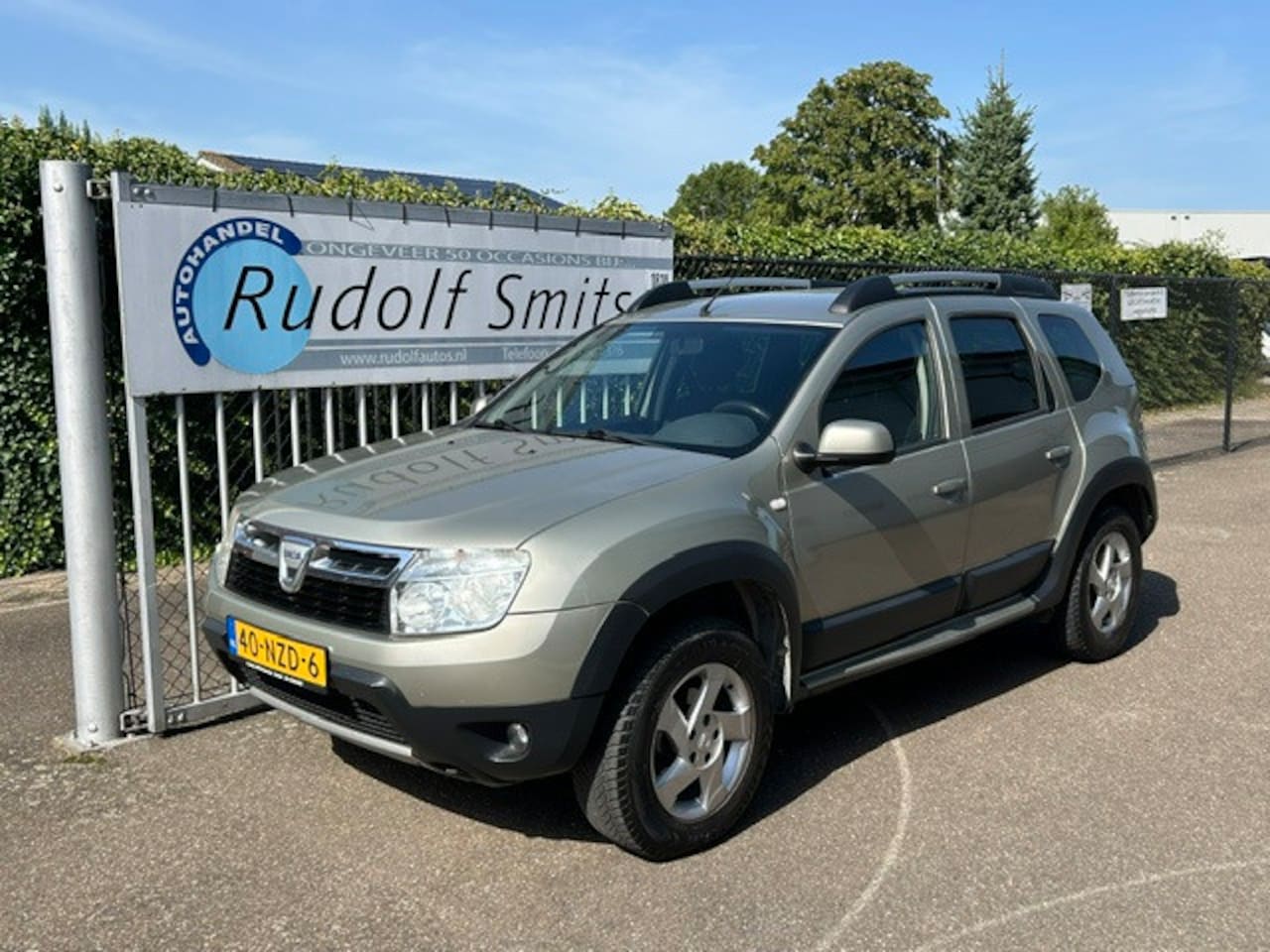 Dacia Duster - 1.6 Lauréate 2wd EX BPM - AutoWereld.nl