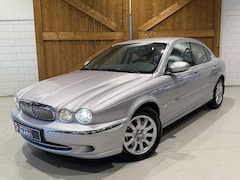 Jaguar X-type - 2.5 V6 Executive Youngtimer Nieuwstaat