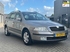 Skoda Octavia Combi - 1.6 Ambiente|Airco