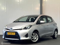 Toyota Yaris - 1.5 Full Hybrid [ NAP aanpassing handbediening Bever smart trekh camera cruise ]