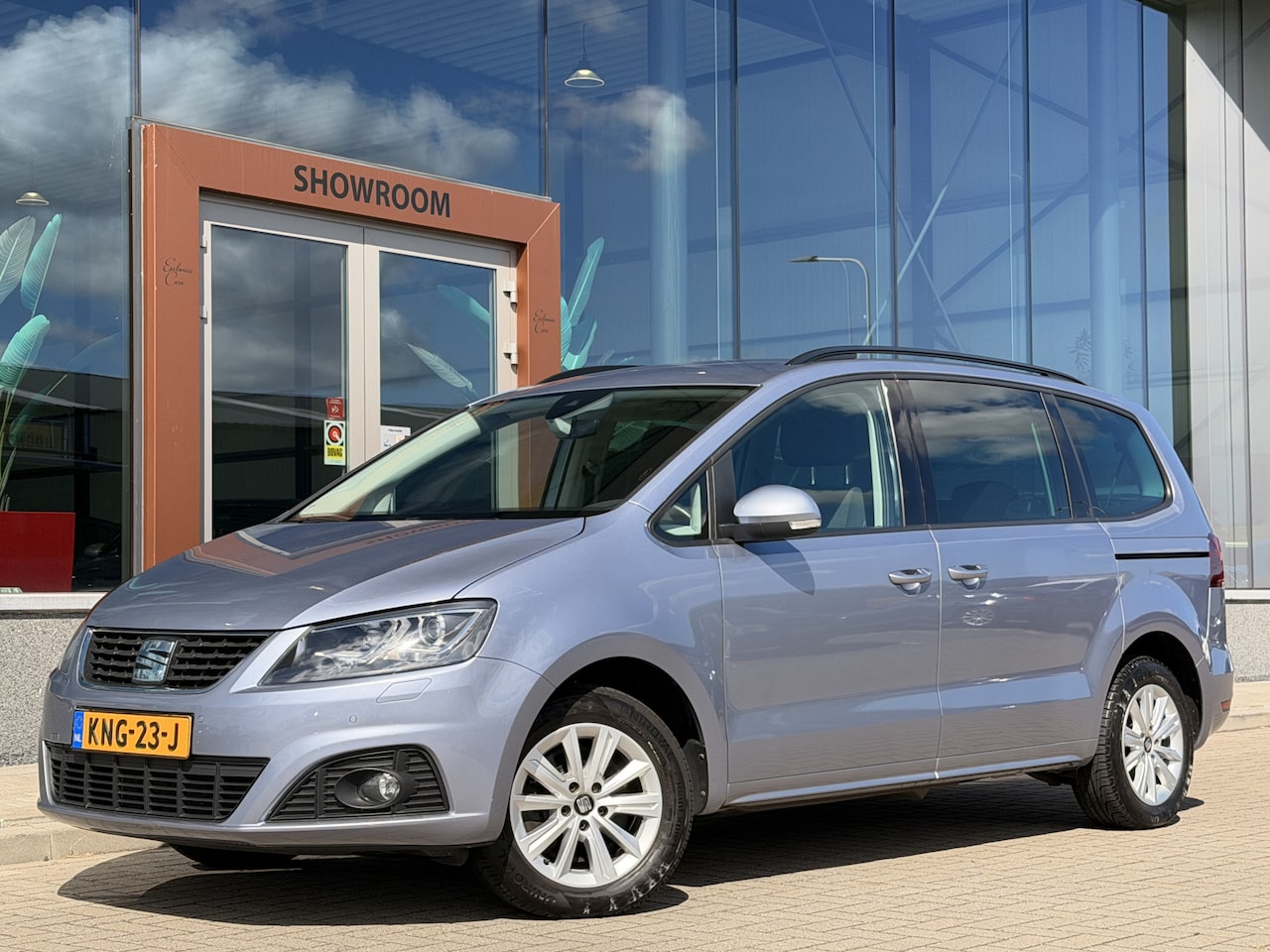 SEAT Alhambra - 1.4 TSI Style | Elek. Trekhaak | Cruise | Achteruitrijcamera | Stoelverwarming | 7 Persoon - AutoWereld.nl