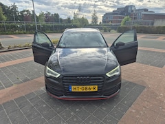 Audi A3 Sportback - 1.6 TDI Ambition Sport Edition