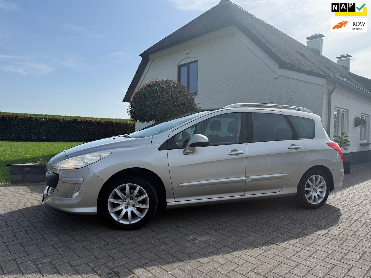 Peugeot 308 SW - 1.6 VTi XS / Bj: 2008 / Airco / Nieuwe apk! - AutoWereld.nl