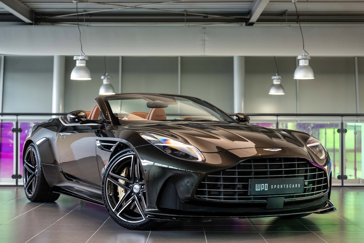 Aston Martin DB12 Volante - 4.0 V8 4.0 V8 - AutoWereld.nl