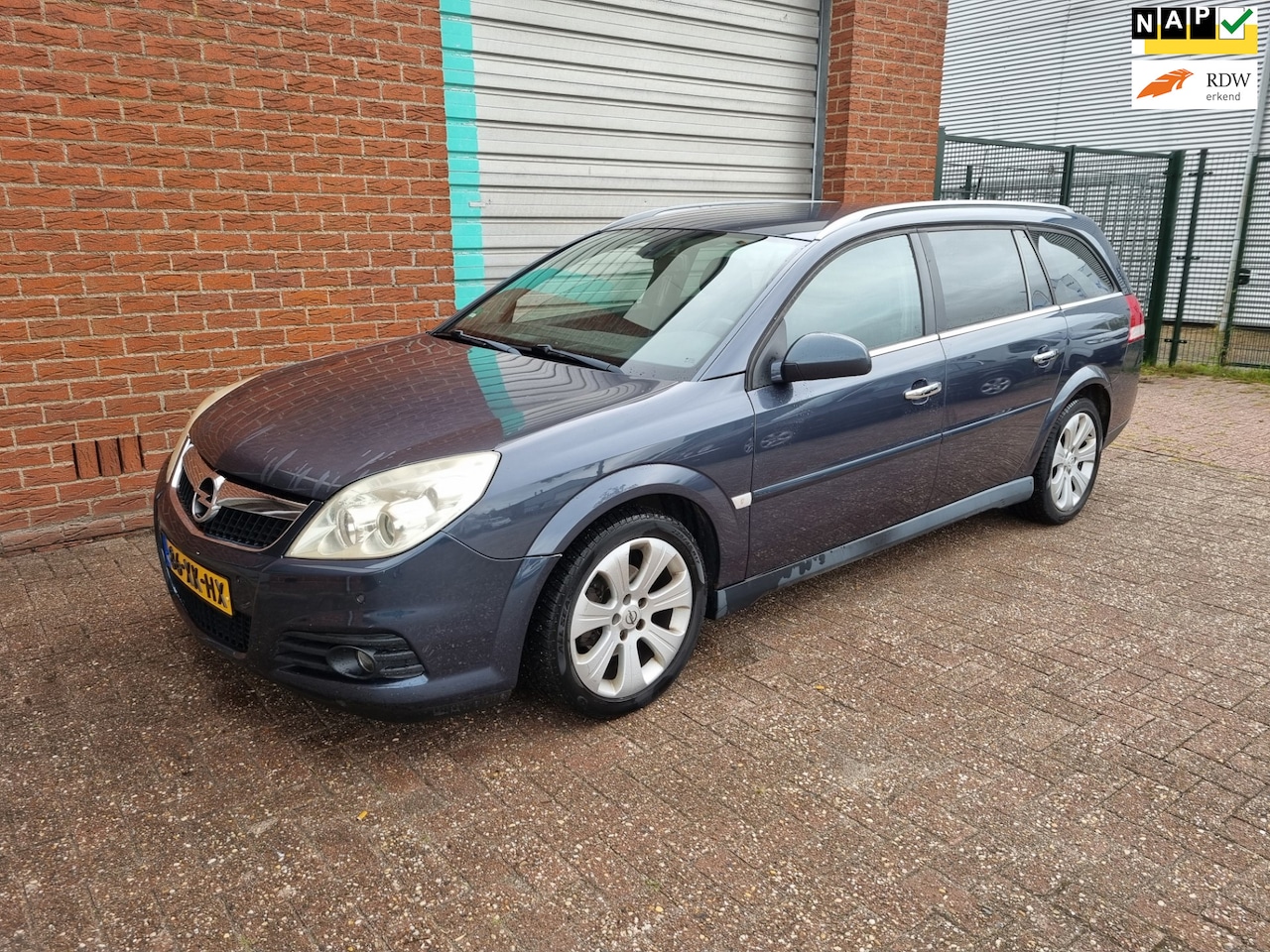 Opel Vectra Wagon - 2.2-16V Executive Clima! Navi! Bj:2007 NAP! - AutoWereld.nl