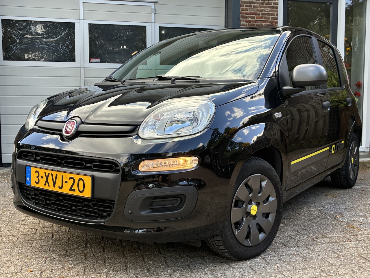 Fiat Panda - 0.9 TwinAir Young '14 Airco 40 Dkm Als Nieuw! - AutoWereld.nl
