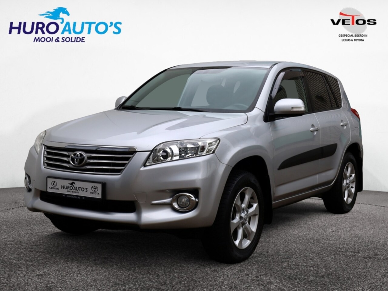 Toyota RAV4 - 2.0 VVTi Executive | Leder/Alcantara | Camera | 2000 KG trekgewicht - AutoWereld.nl