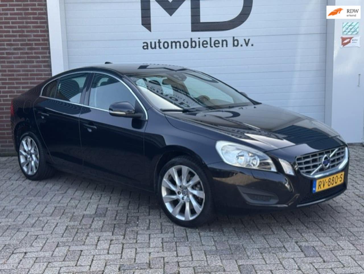 Volvo S60 - 2.0T Summum - Trekhaak - Automaat - Navi - Camera - AutoWereld.nl