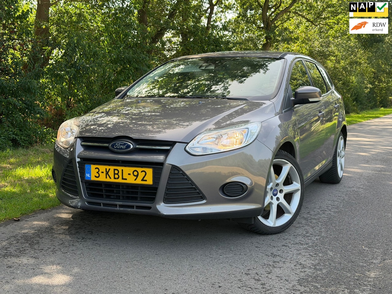 Ford Focus Wagon - 1.0 EcoBoost Lease Trend | Cruise + Navi Nu € 3.450,- !!! - AutoWereld.nl