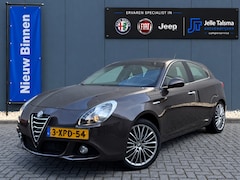 Alfa Romeo Giulietta - 1.4 T Distinctive Lusso | Automaat | Schakelflippers | Climatecontrol | Navigatie | 18'' L