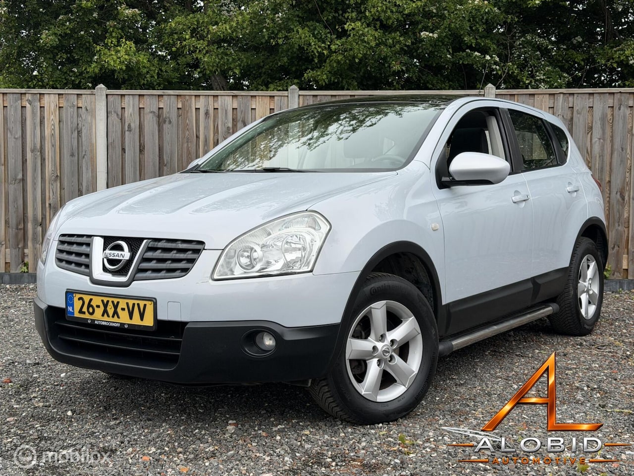 Nissan Qashqai - 2.0 Tekna 2.0 Automaat | Panorama Dak | Trekhaak | Parkeersensoren - AutoWereld.nl