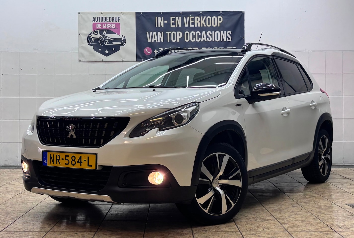 Peugeot 2008 - 1.2 PureTech GT-line / GARANTIE /VOL OPTIES /TOP STAAT - AutoWereld.nl