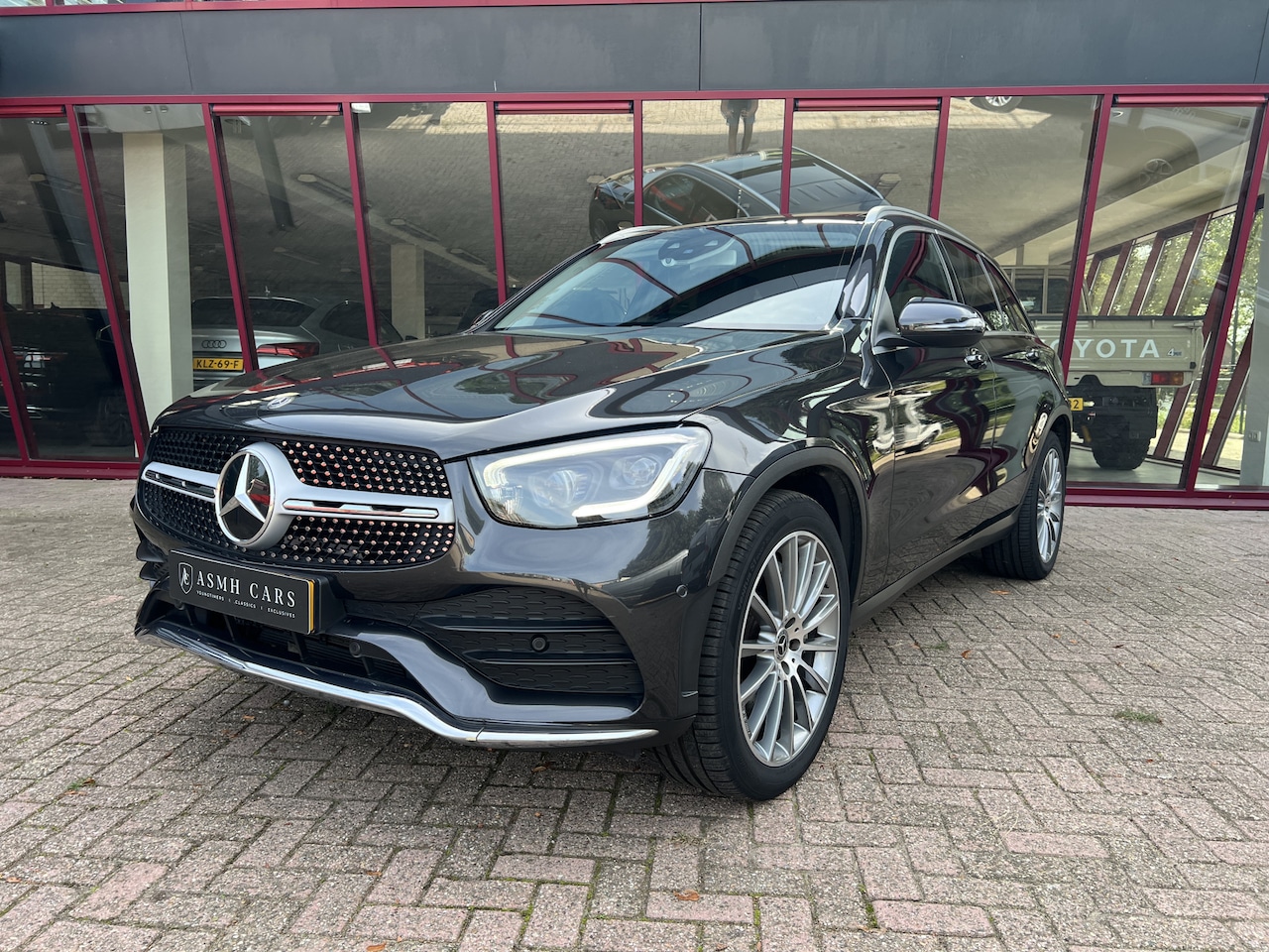 Mercedes-Benz GLC-klasse - 300 4MATIC Premium Plus | Matrix | Burmester | Trekhaak | Memory | Pano | Keyless | Camera - AutoWereld.nl