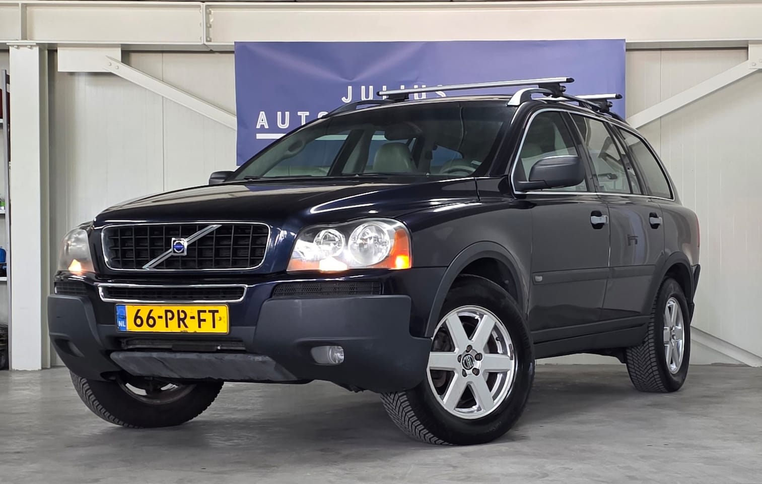 Volvo XC90 - 2.5 T Exclusive 7P Handgeschakeld Trekhaak Schuif/Opendak Navi! - AutoWereld.nl