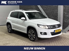 Volkswagen Tiguan - 1.4 TSI R-Line Edition | Panoramadak | Stoelverwarming | R-Line | 19 Inch | Xenon | Park A